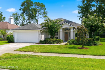 2091 Water Crest Dr, Fleming Island, FL 32003