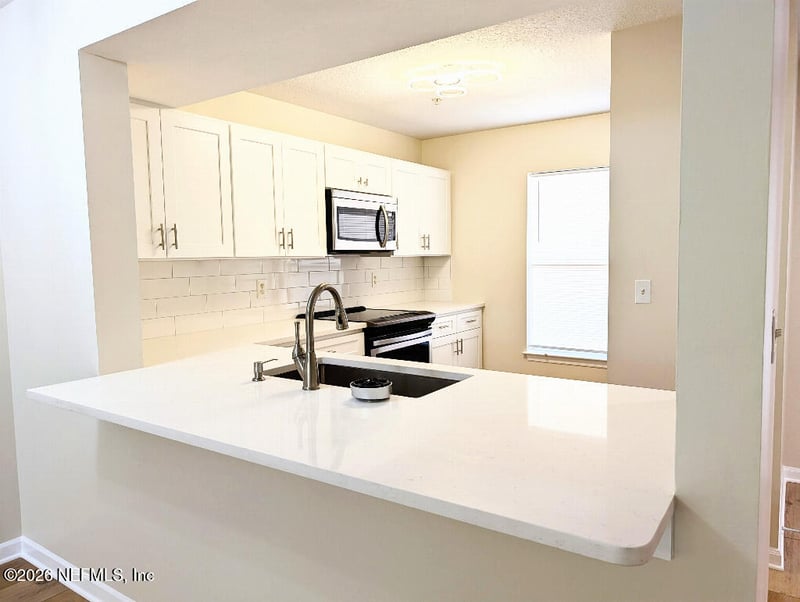 210 16th St #G, St Augustine, FL 32080