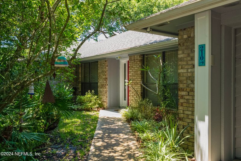 210 3rd St, St Augustine, FL 32084