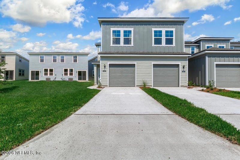210 Brazil Nut Cir, Jacksonville, FL 32218