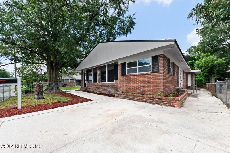 2102 W 14th St, Jacksonville, FL 32209