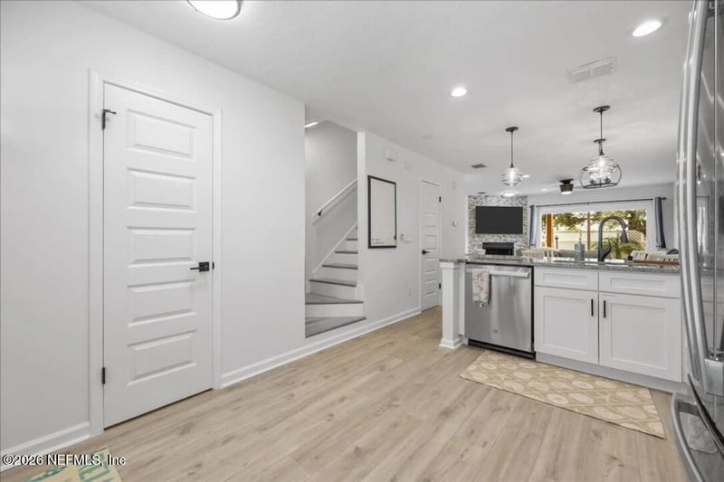 2106 Gail Ave, Jacksonville Beach, FL 32250