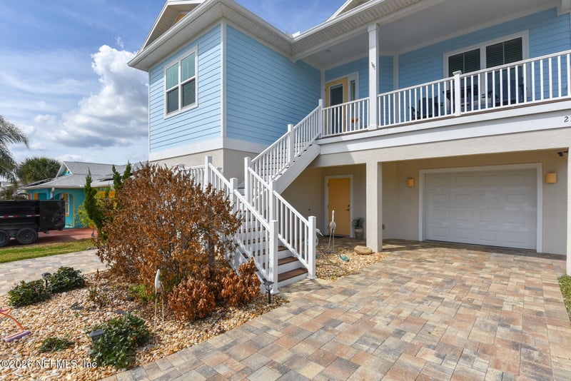 211 S 26th St, Flagler Beach, FL 32136