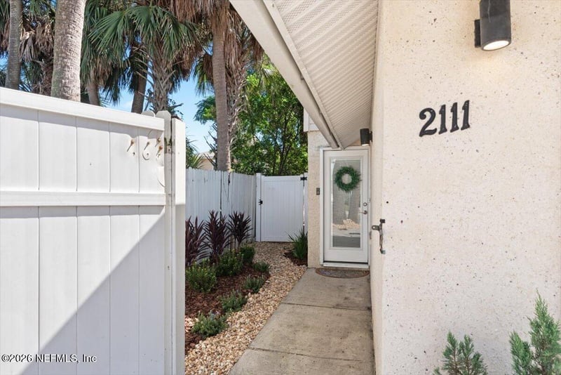 2111-2113 3rd St, Neptune Beach, FL 32266