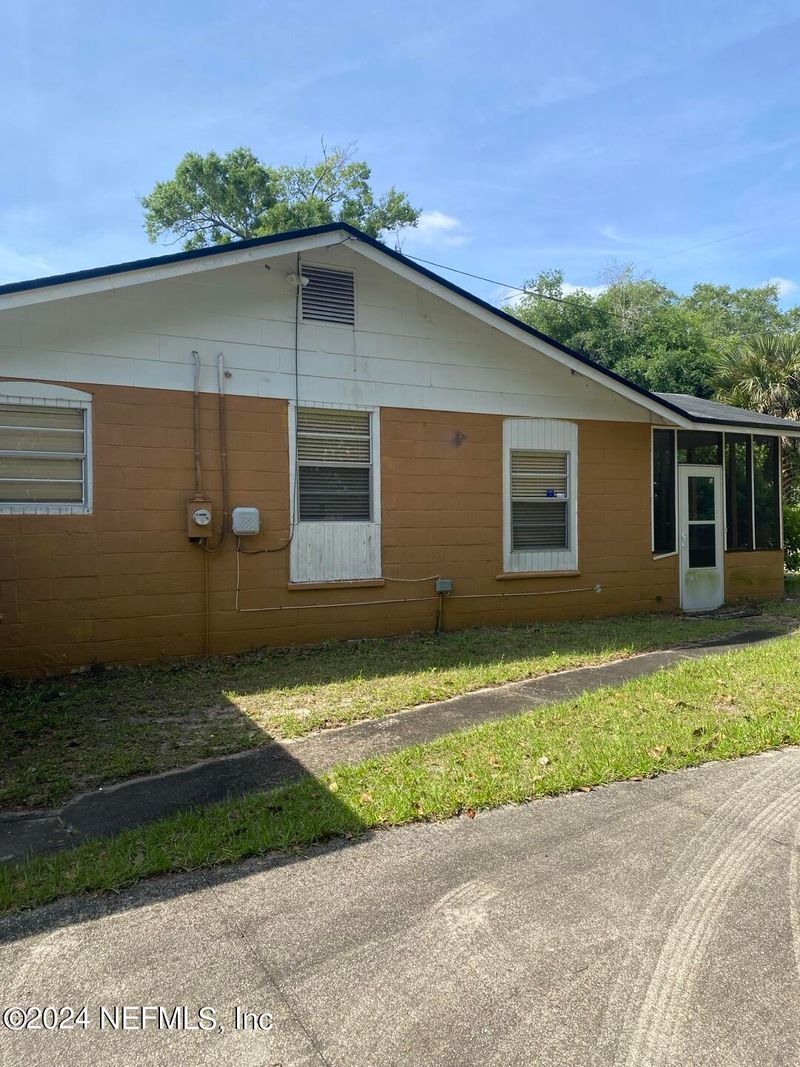 2115 Forest Blvd, Jacksonville, FL 32246
