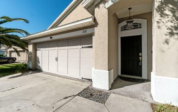 212 Brookchase Ln W, Jacksonville, FL 32225