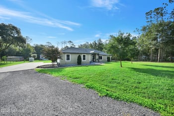 212 N Mimosa Ave, Middleburg, FL 32068