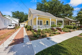 212 S 6th St, Fernandina Beach, FL 32034