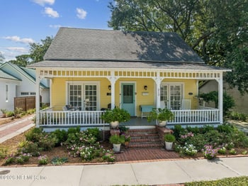 212 S 6th St, Fernandina Beach, FL 32034