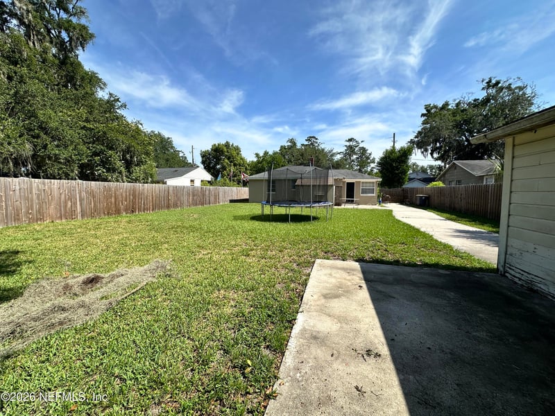 2120 Lordun Ter, Jacksonville, FL 32207