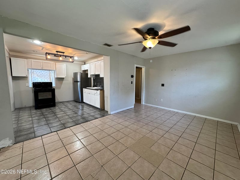 2120 Lordun Ter, Jacksonville, FL 32207