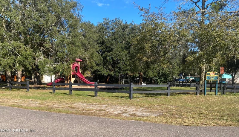 2123 Oleander Pl, Neptune Beach, FL 32266