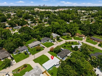 2125 W Lou Dr, Jacksonville, FL 32216