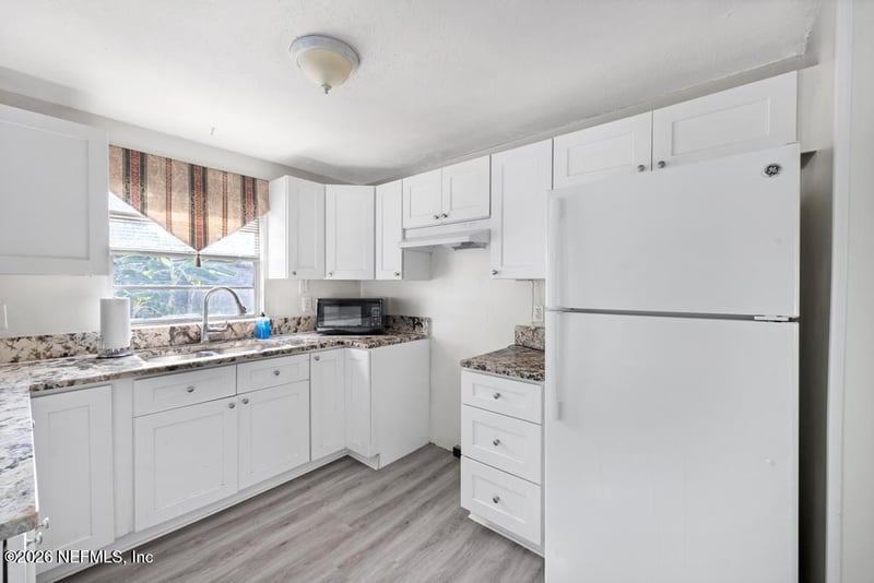 2126 Weymouth Cir E, Jacksonville, FL 32246