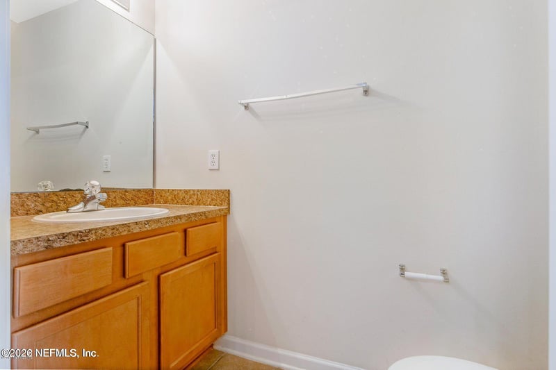 213 Leese Dr, St Johns, FL 32259