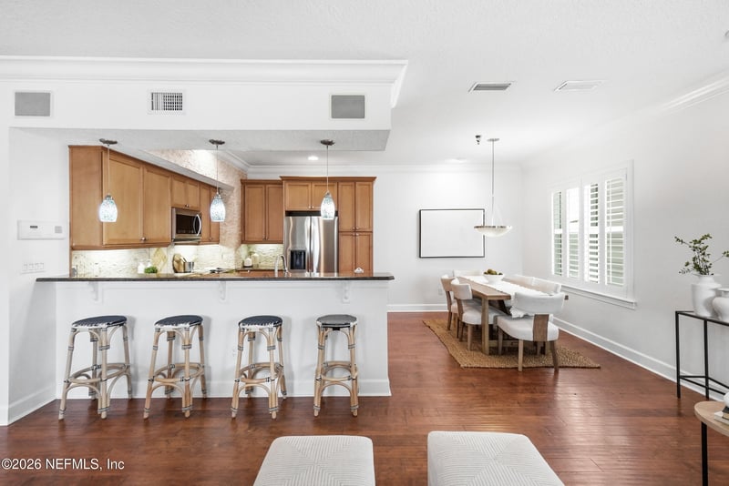 214 6th Ave S #A, Jacksonville Beach, FL 32250
