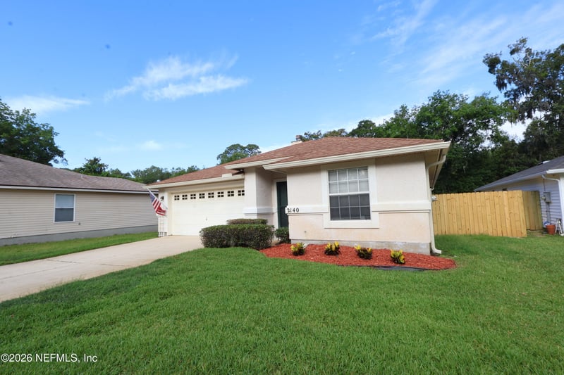 2140 Featherwood Dr W, Jacksonville, FL 32233
