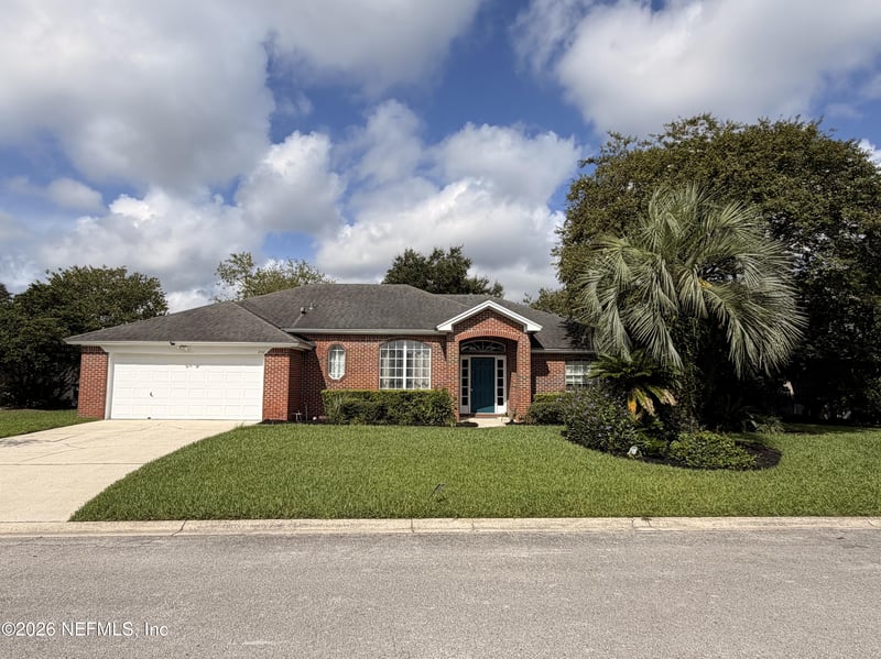 2142 Forest Gate Dr E, Jacksonville, FL 32246