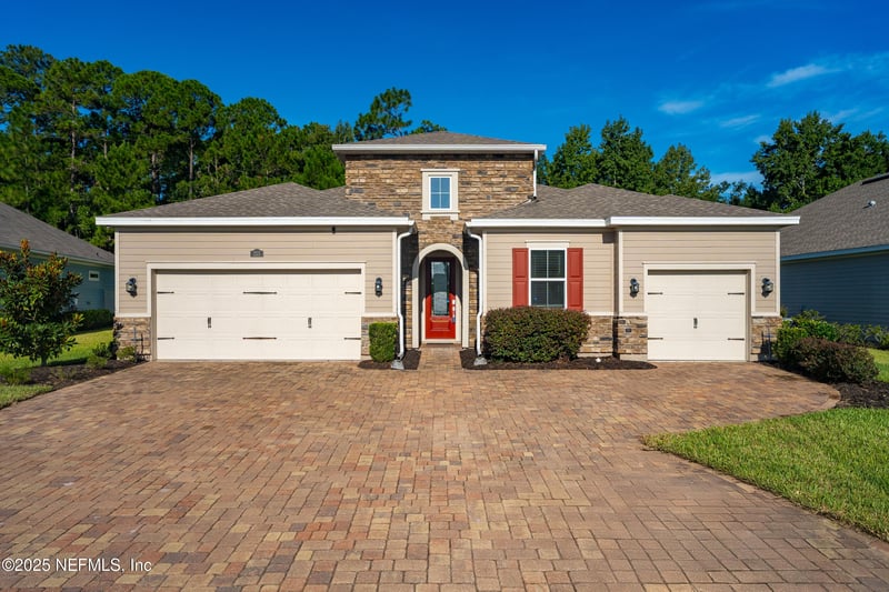 215 Carina Trl, St Johns, FL 32259