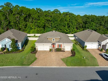 215 Carina Trl, St Johns, FL 32259