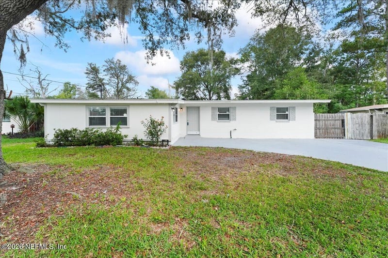215 Edson Dr, Orange Park, FL 32073