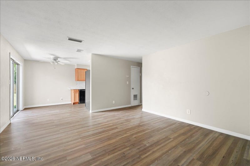 215 Edson Dr, Orange Park, FL 32073