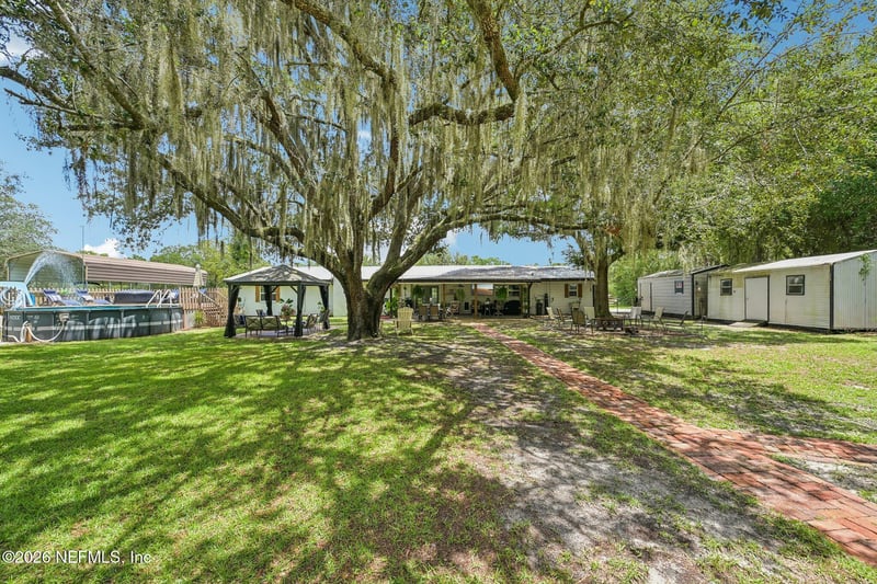 215 Foxtail Ave, Middleburg, FL 32068