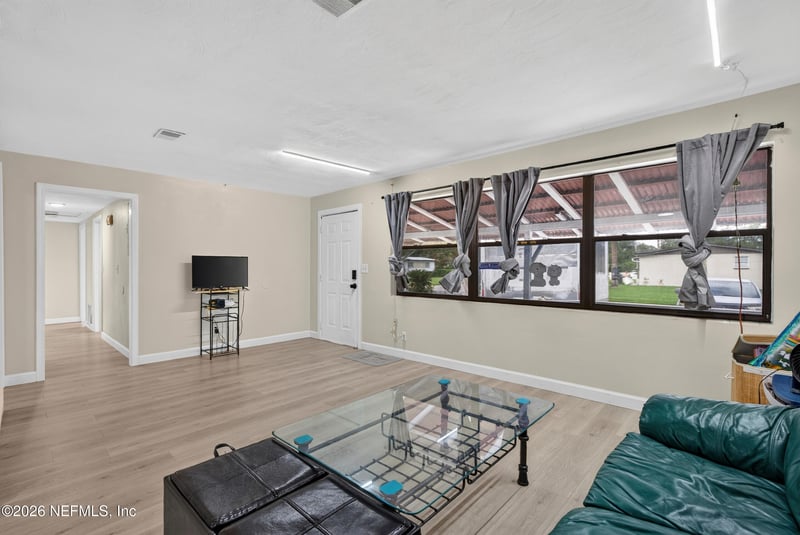 2151 Larry Dr, Jacksonville, FL 32216