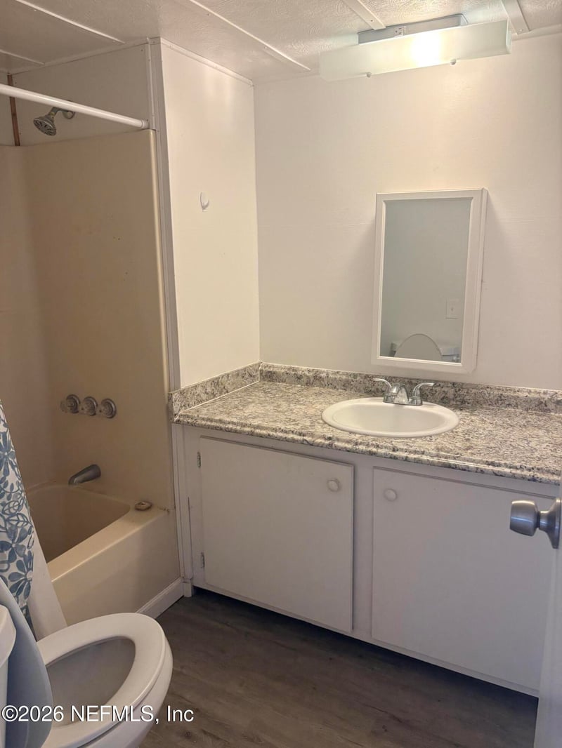 2152 Glen Gardner Dr, Jacksonville, FL 32246