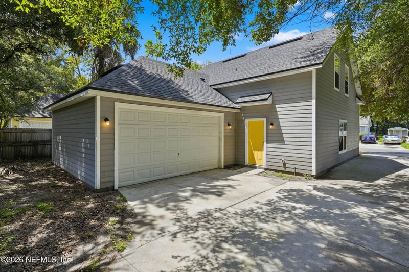 2152 Sessions Ln, Jacksonville, FL 32207