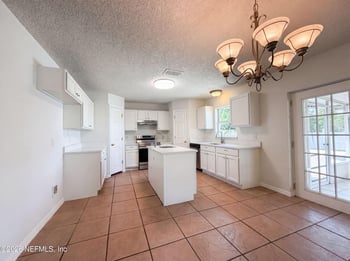 2158 Willesdon Dr W, Jacksonville, FL 32246
