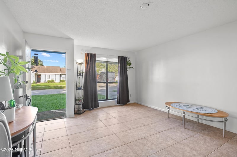 2169 Aspen Ridge Dr, Jacksonville, FL 32233