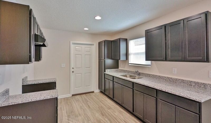 2169 Yulee St, Jacksonville, FL 32209