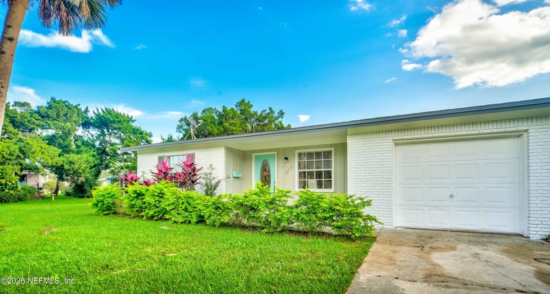 217 Carver St W, St Augustine, FL 32080
