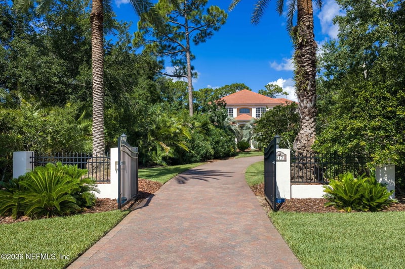 217 Fiddlers Point Dr, St Augustine, FL 32080