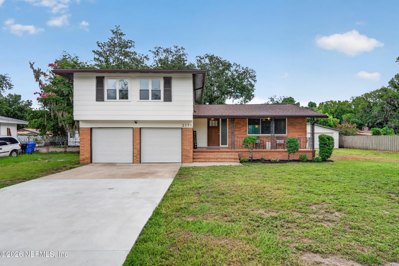 2171 Holly Leaf Ln, Orange Park, FL 32073