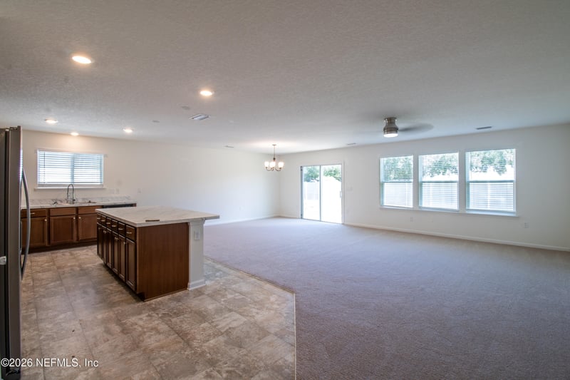 2172 Hudson Grove Dr, Jacksonville, FL 32218