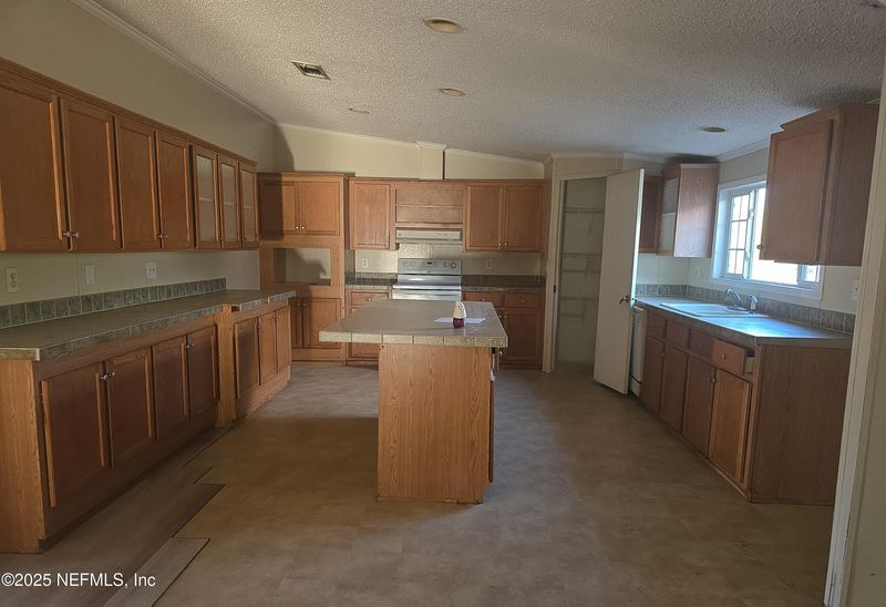2181 Kinard Rd, Bryceville, FL 32009