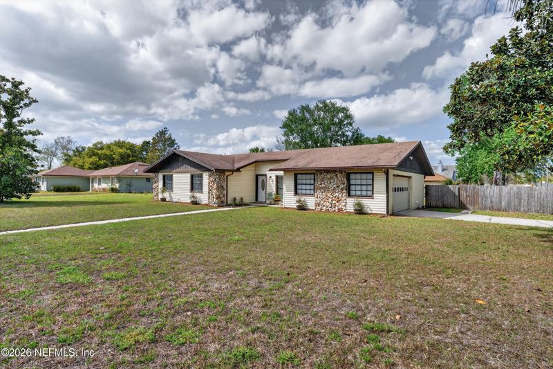 2188 Constitution Dr, Orange Park, FL 32073
