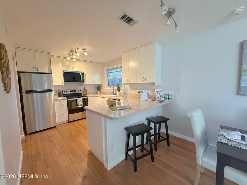 2196 Fairway Villas Ln N, Atlantic Beach, FL 32233