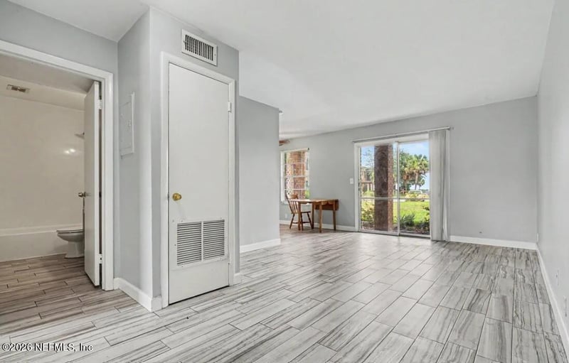 22 Comares Ave #1C, St Augustine, FL 32080