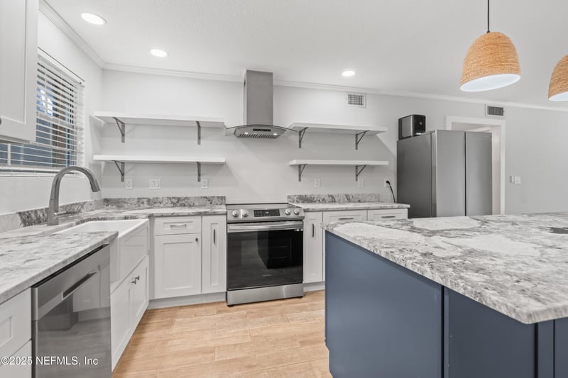22 Comares Ave #4A, St Augustine, FL 32080