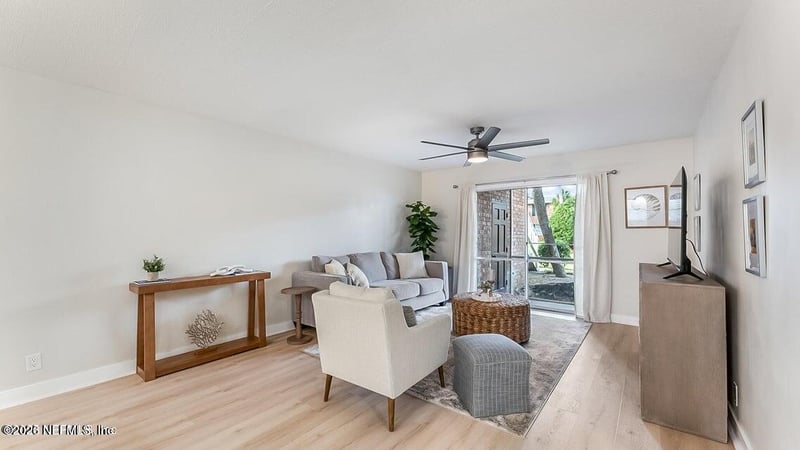 22 Comares Ave #5B, St Augustine, FL 32080