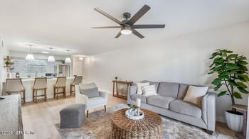 22 Comares Ave #5B, St Augustine, FL 32080