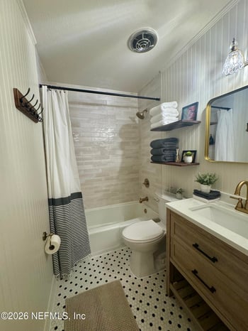 22 Comares Ave #6 C, St Augustine, FL 32080