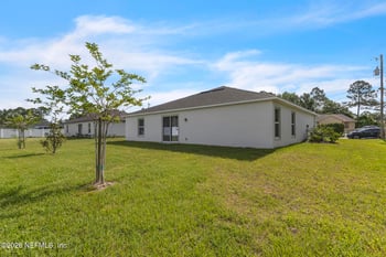 22 Round Tree Dr, Palm Coast, FL 32164