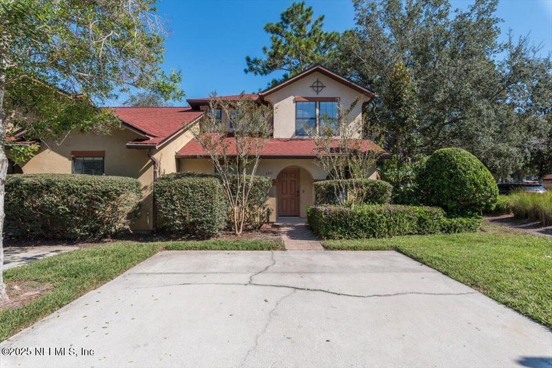 220 Beech Brook St, St Johns, FL 32259