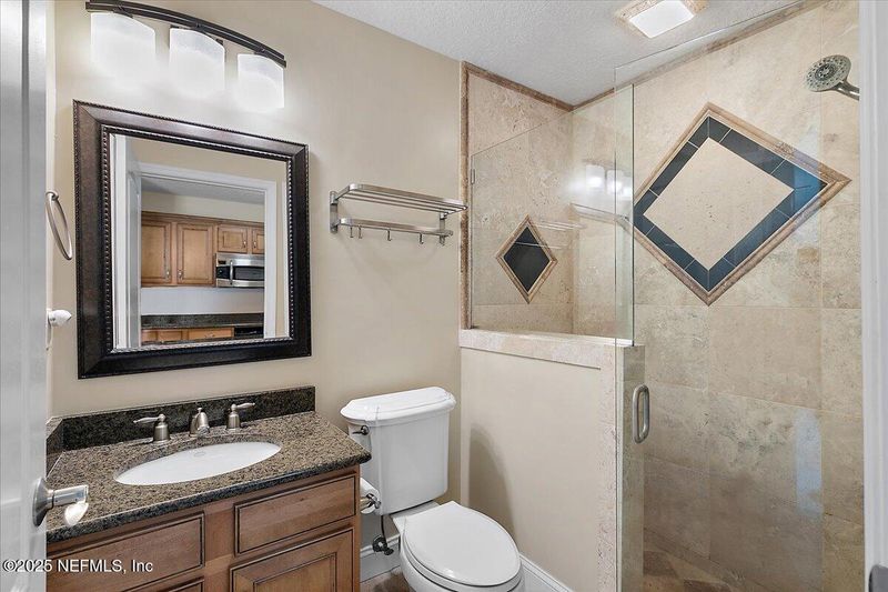 2202 1st St S, Jacksonville Beach, FL 32250
