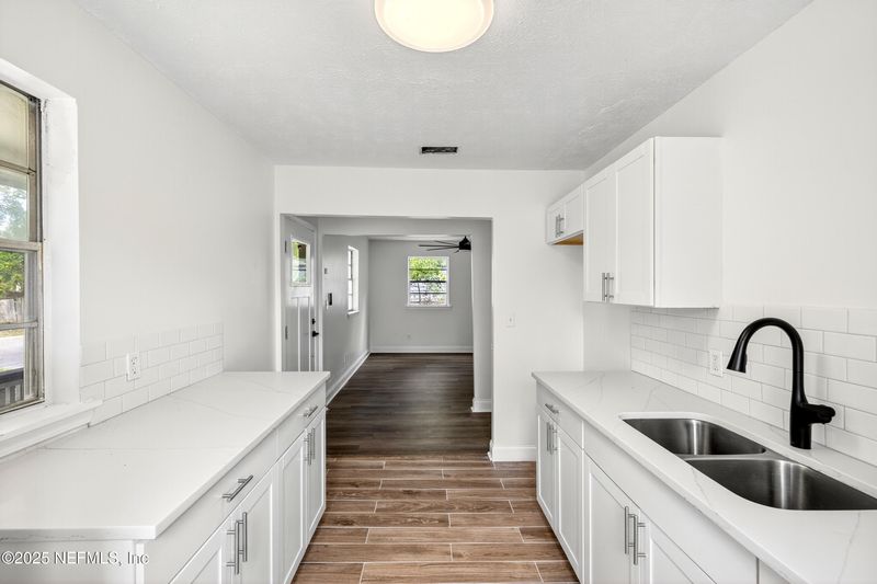 2205 Olustee St, Jacksonville, FL 32209