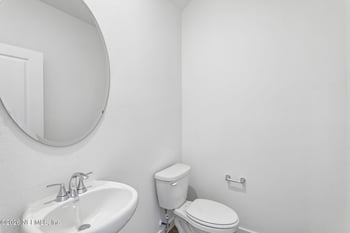 221 Yellowstone Dr, St Augustine, FL 32092
